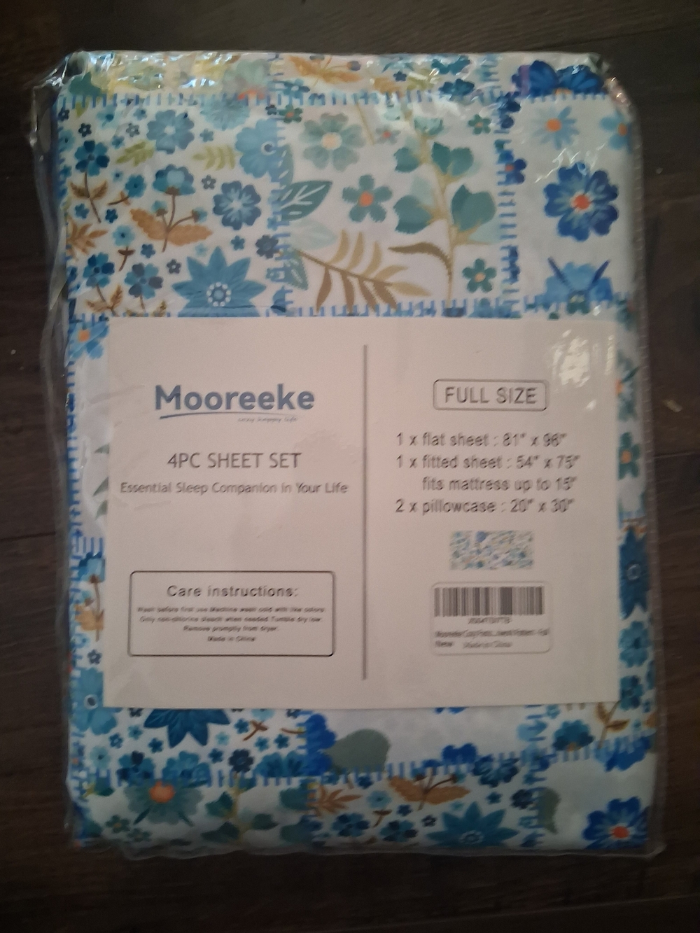 Mooreeke Full Size 4-Piece Sheet Set - Blue Floral